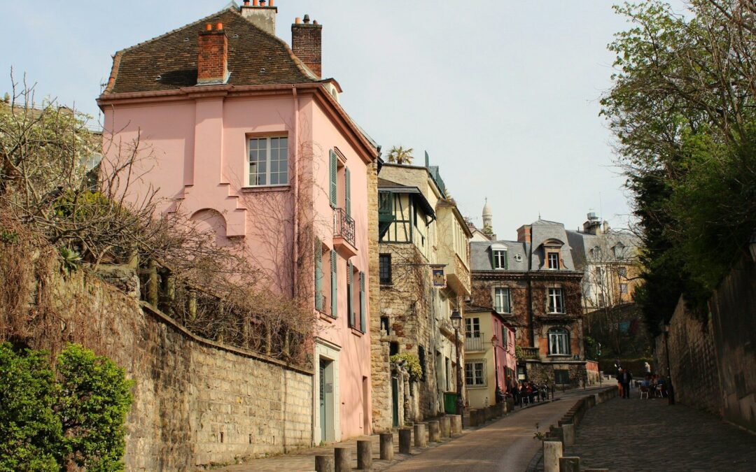 Même ville, prix différents : comprendre le marché immobilier de son quartier